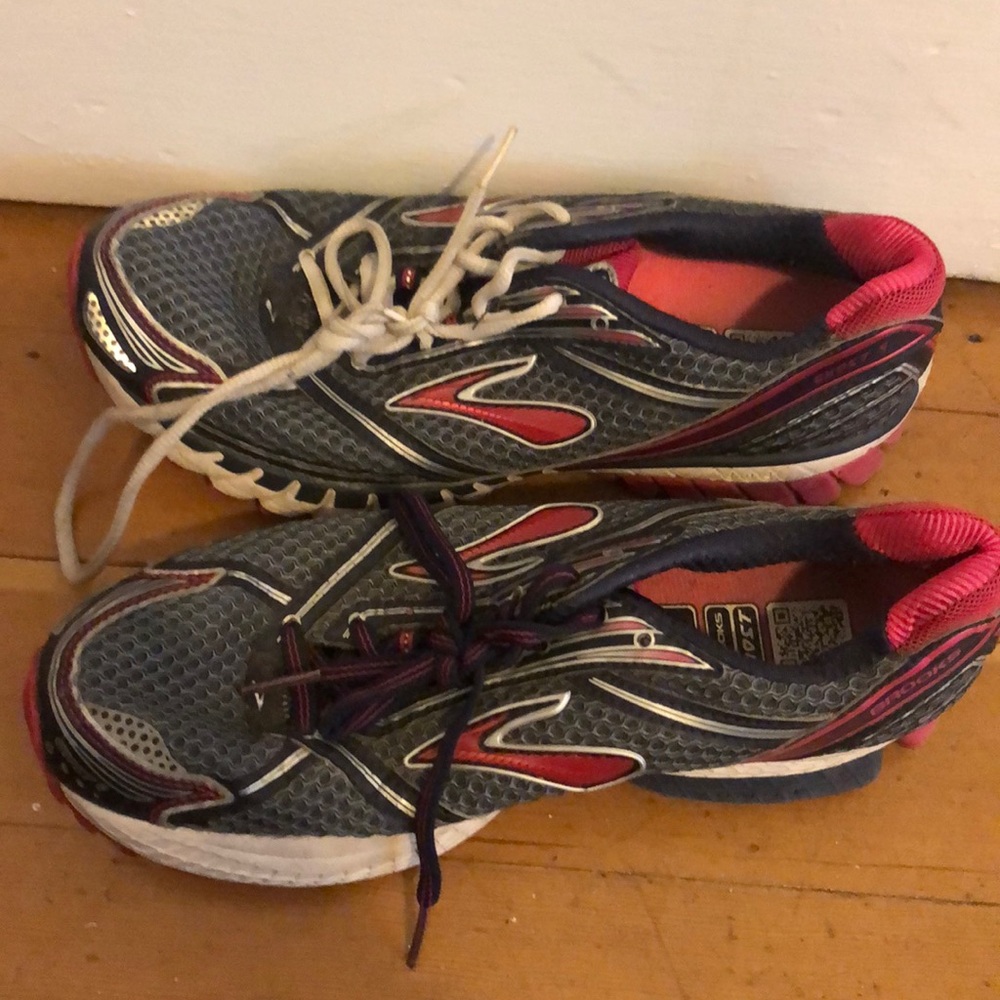 Running shoes. Good condition. Comfortable.